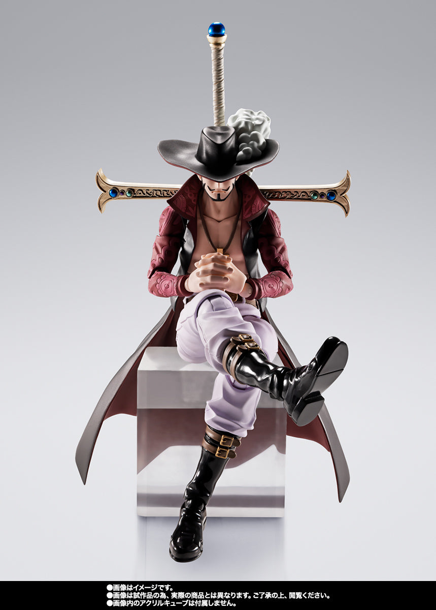 Tamashii Nations - S.H.Figuarts - One Piece: Dracule. Mihawk (Hawkeye)