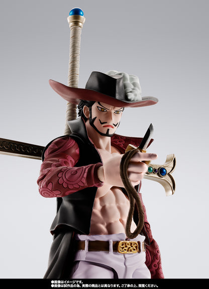 Tamashii Nations - S.H.Figuarts - One Piece: Dracule. Mihawk (Hawkeye)