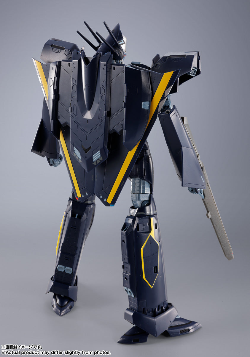 Tamashii Nations - DX Chogokin - Macross 7: VF-17S NIGHTMARE STEALTHVALKYRIE (GAMLIN KIZAKI use)