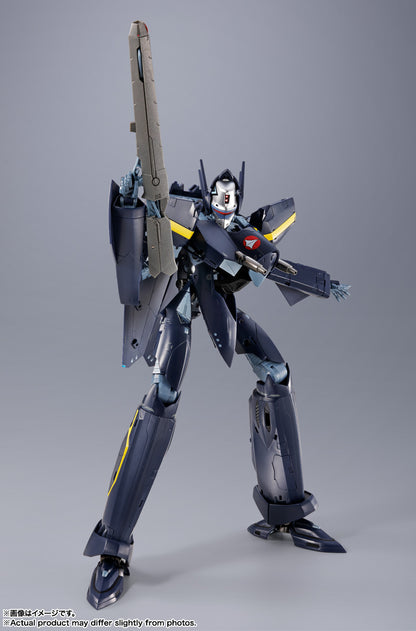 Tamashii Nations - DX Chogokin - Macross 7: VF-17S NIGHTMARE STEALTHVALKYRIE (GAMLIN KIZAKI use)