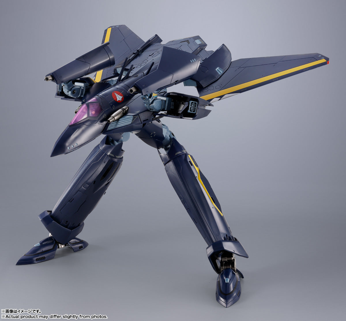 Tamashii Nations - DX Chogokin - Macross 7: VF-17S NIGHTMARE STEALTHVALKYRIE (GAMLIN KIZAKI use)