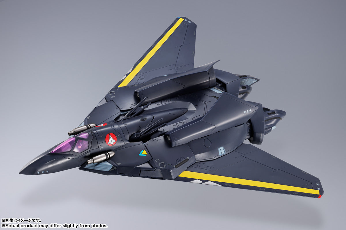 Tamashii Nations - DX Chogokin - Macross 7: VF-17S NIGHTMARE STEALTHVALKYRIE (GAMLIN KIZAKI use)