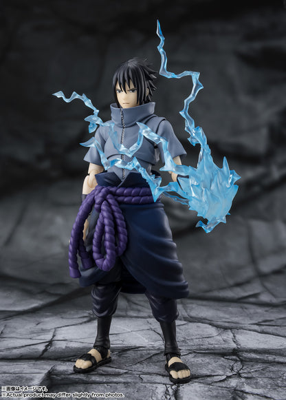 Tamashii Nations - S.H.Figuarts - Naruto: Sasuke Uchiha -Solitary Shinobi-