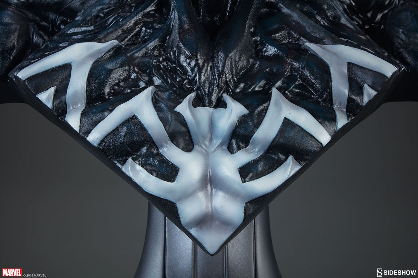 PRE-LOVED - Sideshow Collectible - 400315 - Venom Life Size Bust