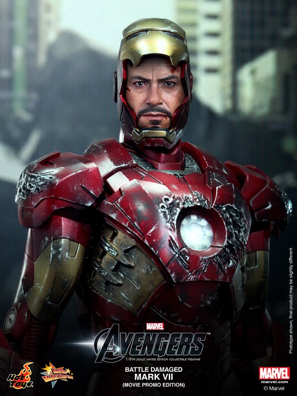 PRE-LOVED - Hot Toys - MMS196 - Avengers - Iron Man Mark VII (Battle Damaged Edition)