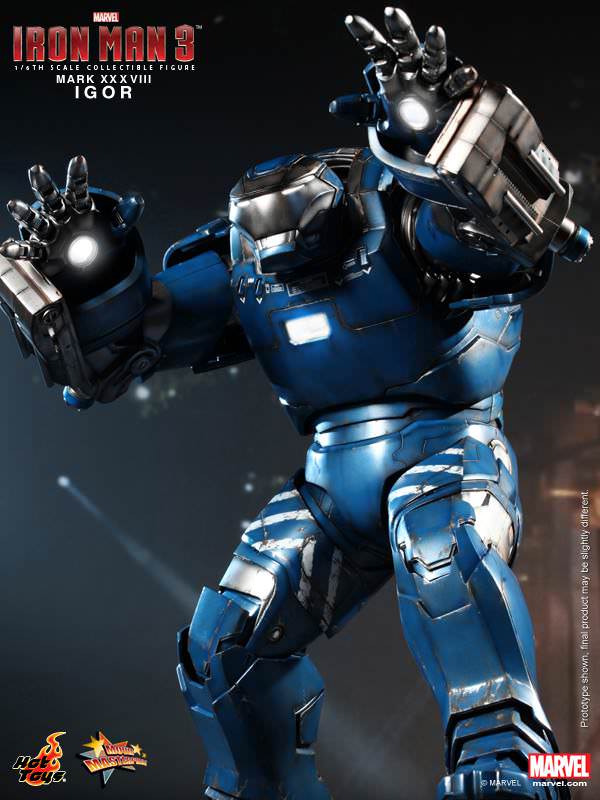 PRE-LOVED - Hot Toys - MMS215: Iron Man Mark 38 - Igor