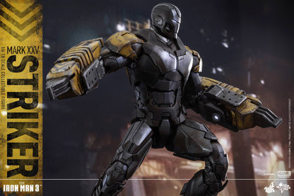 PRE-LOVED - Hot Toys - MMS277 - Iron Man 3: Iron Man Mark 25 Striker
