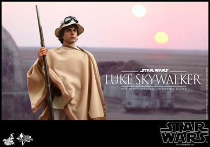 PRE-LOVED - Hot Toys - MMS297 - Star Wars IV: Luke Skywalker