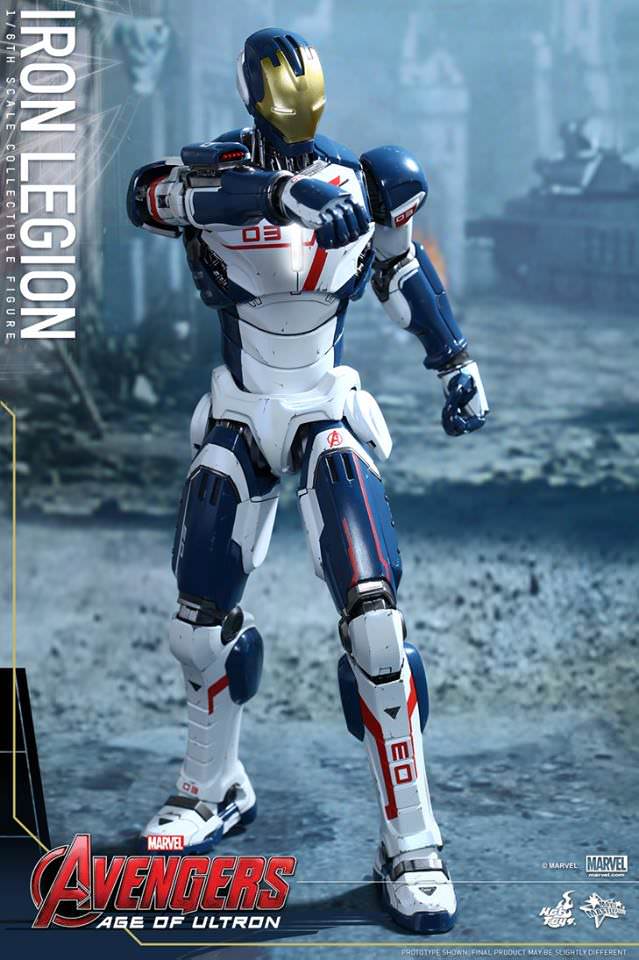 PRE-LOVED - Hot Toys - MMS299 - Avengers Age of Ultron: 1/6th Scale Iron Legion