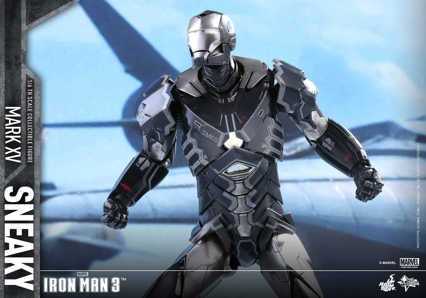PRE-LOVED - Hot Toys - MMS348 - Iron Man 3: Iron Man Mark 15 Sneaky