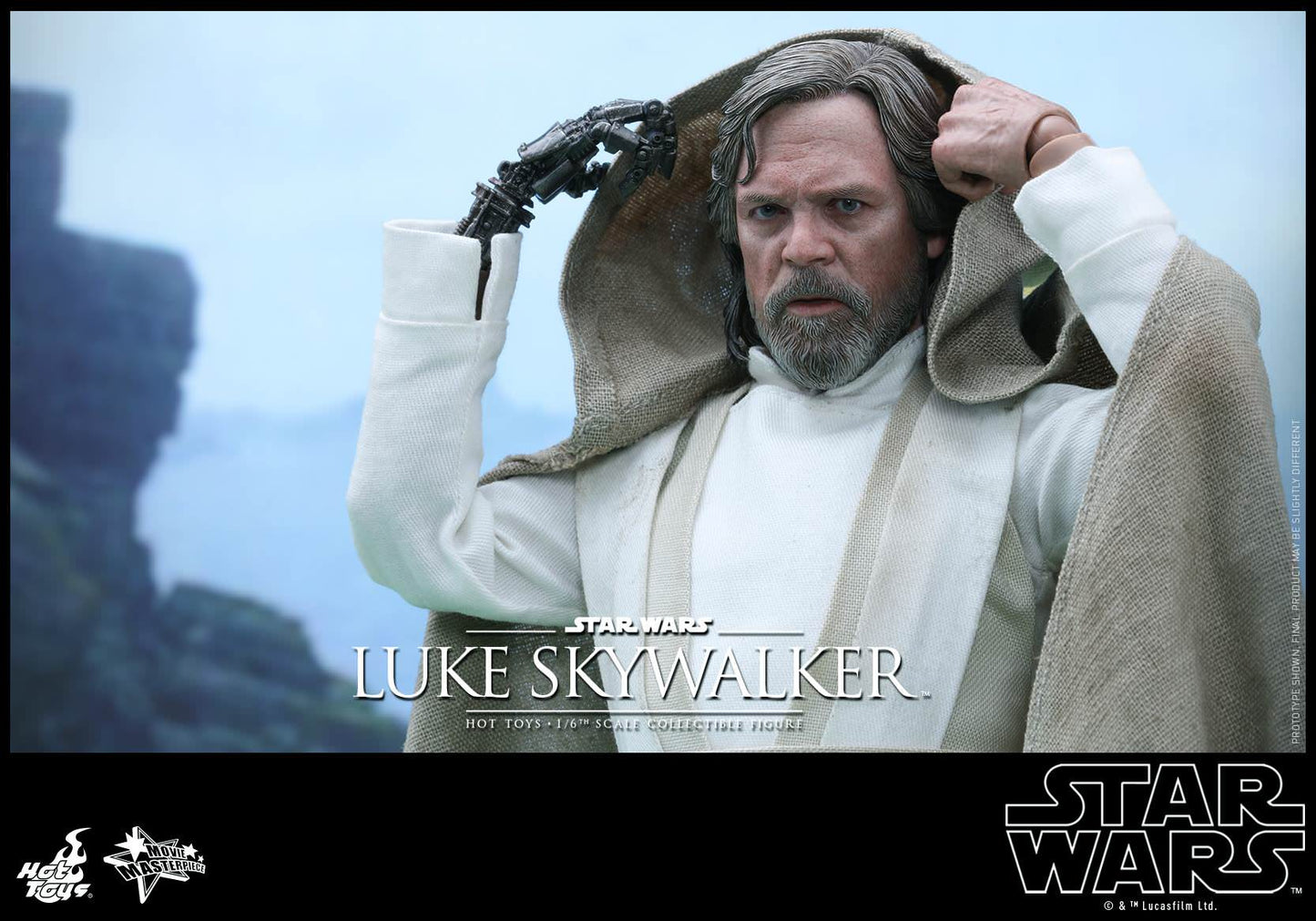 PRE-LOVED - Hot Toys - MMS390 - Star Wars : The Force Awakens – Luke Skywalker