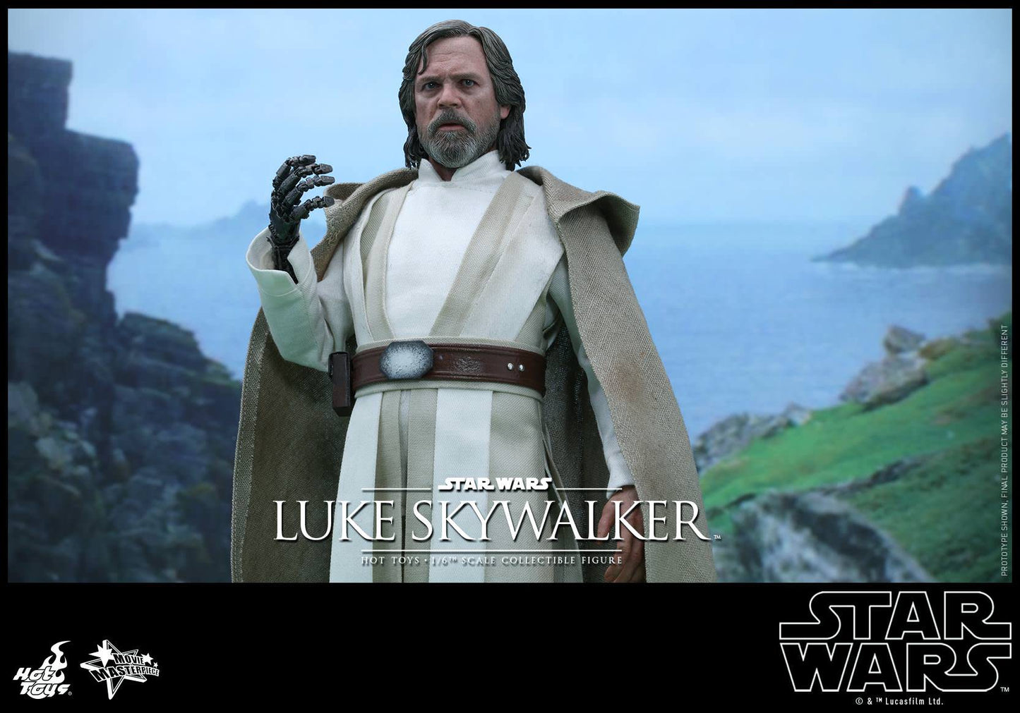 PRE-LOVED - Hot Toys - MMS390 - Star Wars : The Force Awakens – Luke Skywalker