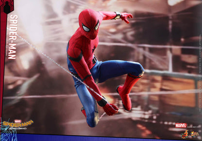 PRE-LOVED - Hot Toys - MMS426 - Spider-Man : Homecoming (Deluxe Version)