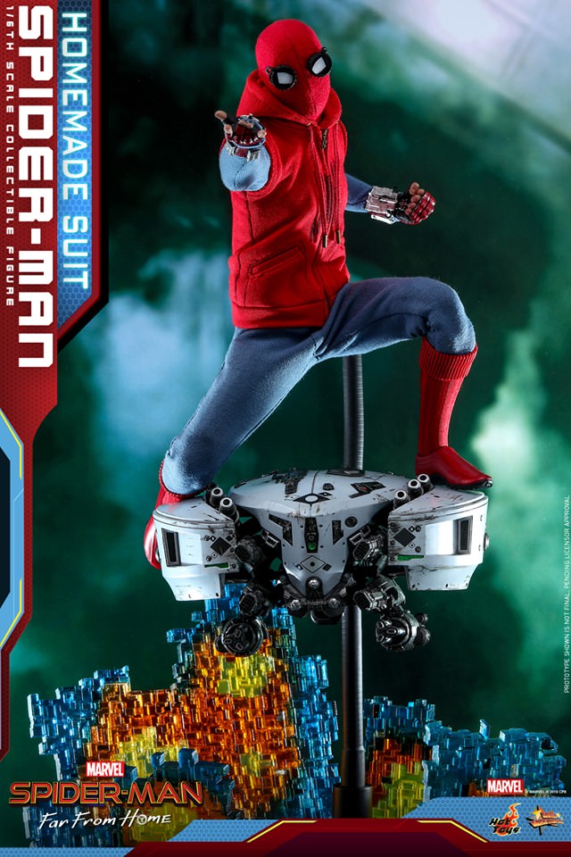 PRE-LOVED - Hot Toys - MMS552 - Spider-Man : Far From Home (Homemade Suit)