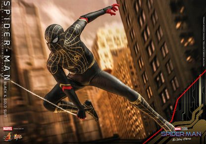 PRE-LOVED - Hot Toys - MMS604 - Spider-Man : No Way Home: Black & Gold Suit