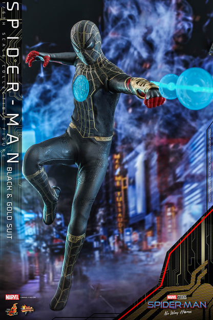 PRE-LOVED - Hot Toys - MMS604 - Spider-Man : No Way Home: Black & Gold Suit