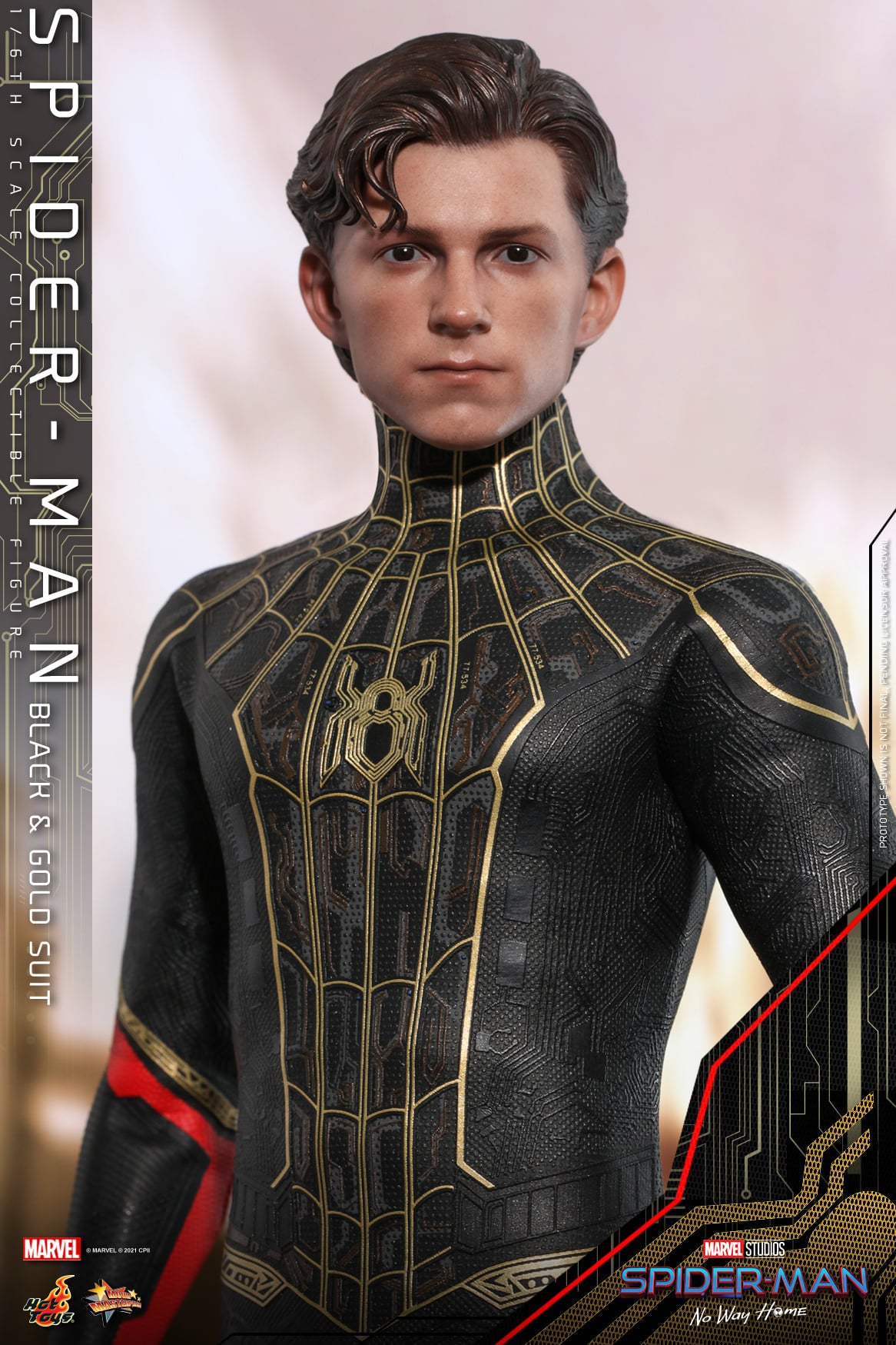 PRE-LOVED - Hot Toys - MMS604 - Spider-Man : No Way Home: Black & Gold Suit