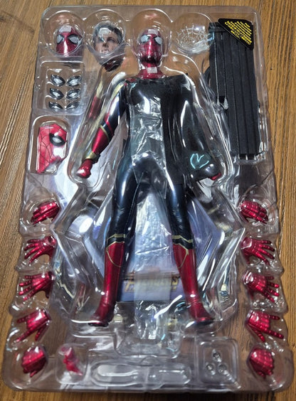 PRE-LOVED - Hot Toys - MMS482 - Avengers Infinity War: Iron Spider - H.G.