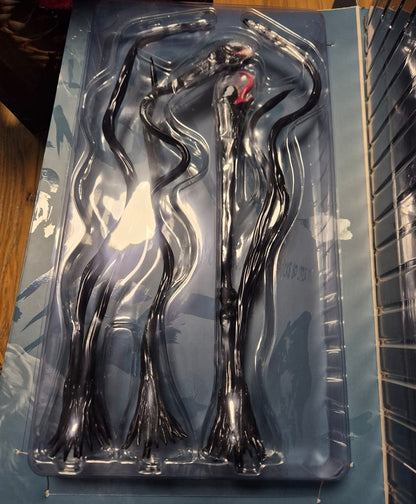 PRE-LOVED - Hot Toys - MMS590 - Venom: 1/6th Scale Venom