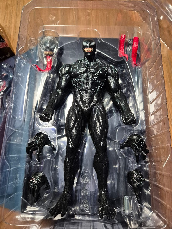 PRE-LOVED - Hot Toys - MMS590 - Venom: 1/6th Scale Venom